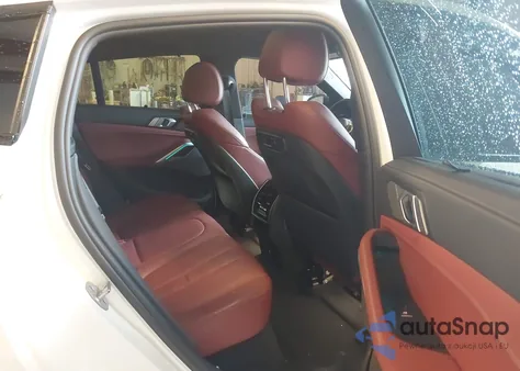 2021 BMW X6 xDrive40I из США, поврежденный, VIN 5UXCY6C02M9F21776